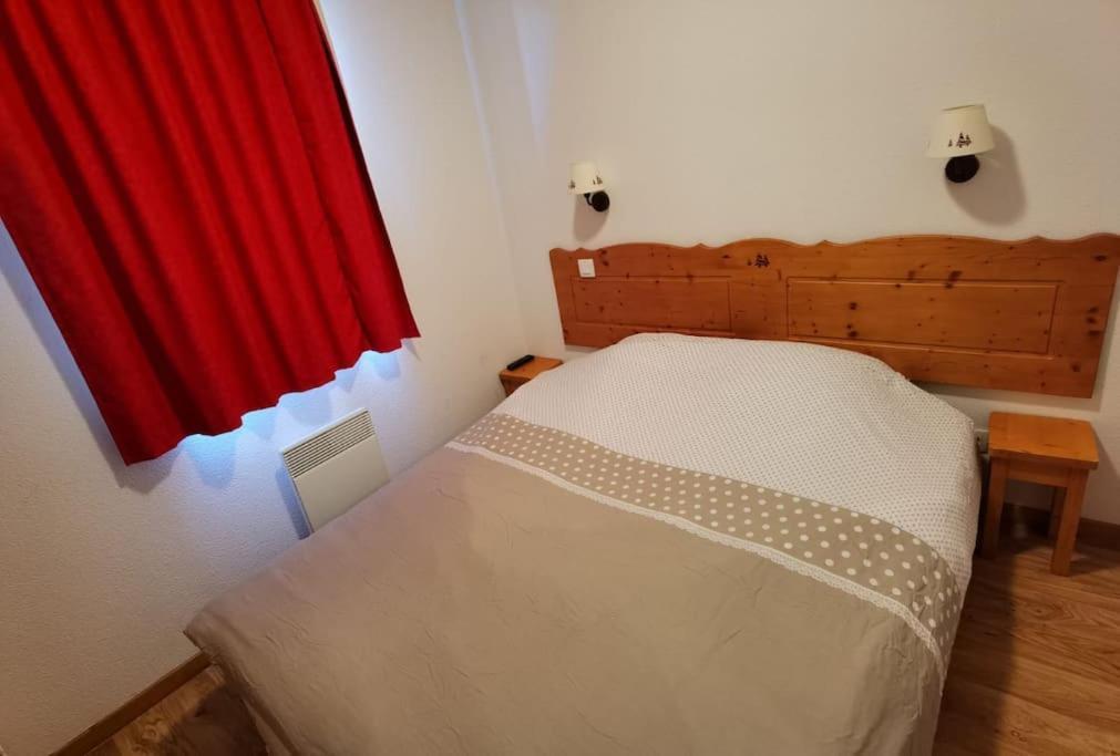 Chalet 4 Pers. Piscine Et Literie Toute Neuve. 布伊·圣文森特 外观 照片