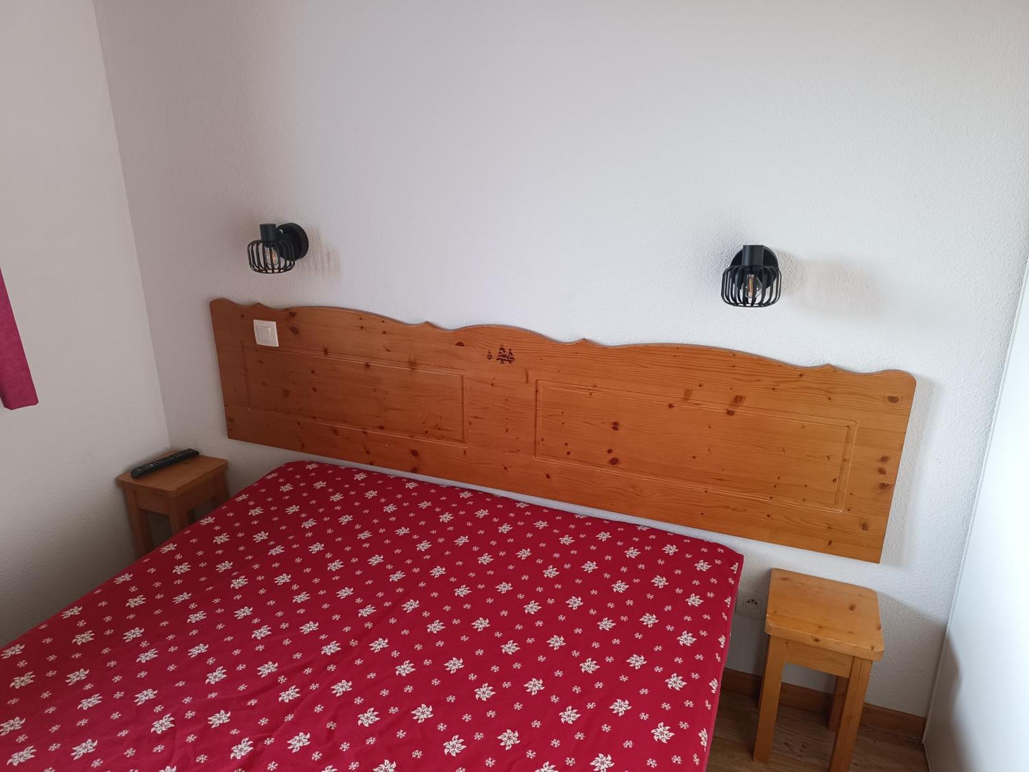 Chalet 4 Pers. Piscine Et Literie Toute Neuve. 布伊·圣文森特 外观 照片